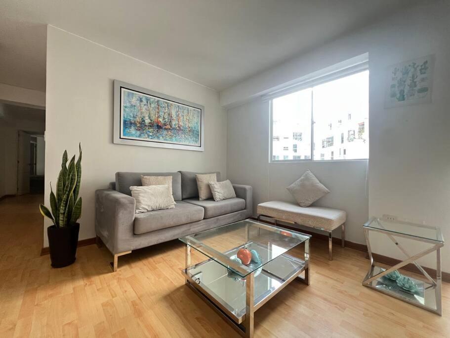 Acogedor Y Espacioso Apartamento リマ エクステリア 写真